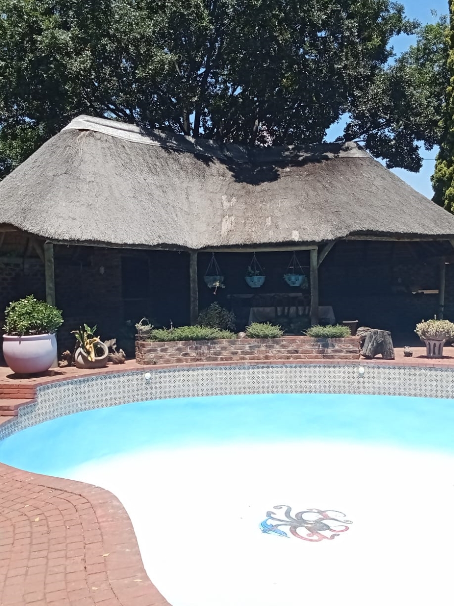 4 Bedroom Property for Sale in Bishops Bay Free State
